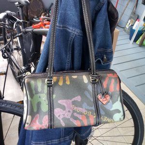 💜 💕💜💙Dooney & Bourke HANDPRINTS Barrel Shoulder Bag💕💜💜💕
